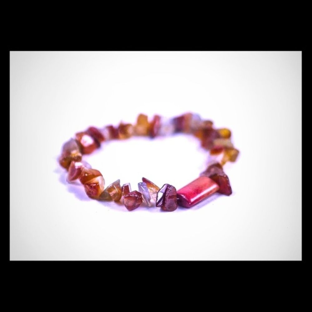 Carnelian Crystal/Chakra/Reiki Healing Raw Precious Stone Chip Bracelet Band